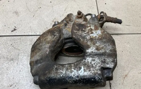 Ford Galaxy Front brake caliper