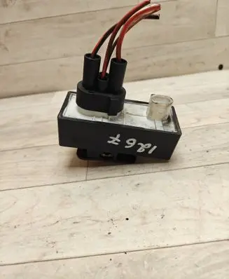Volkswagen Polo V 6R Glow plug pre-heat relay