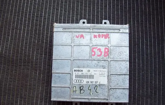 Audi A8 S8 D2 4D Engine control unit/module 4D0907557J 0261204146 26SA0000