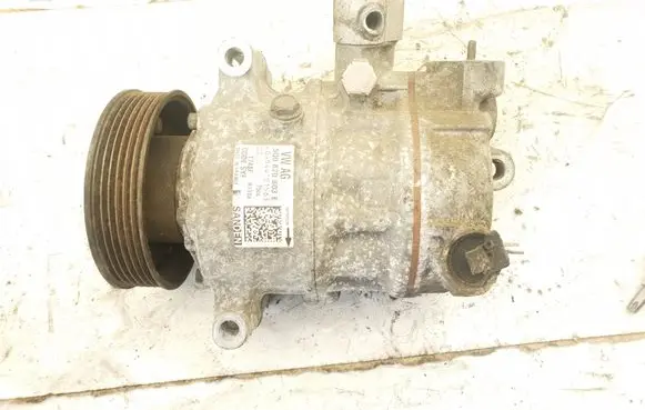 Seat Ibiza IV (6J,6P) Air conditioning (A/C) compressor (pump) 5Q0820803E 04844101563