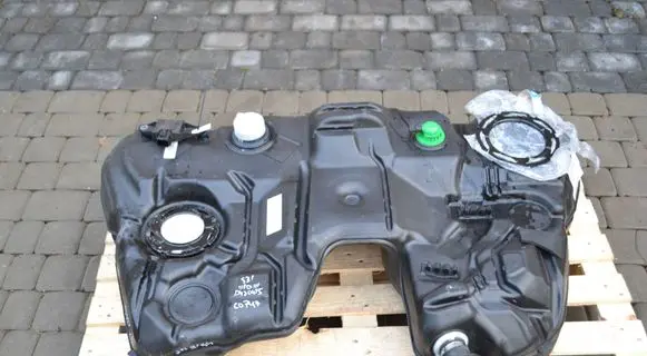 Volvo V70 Fuel tank 31432099 2921560 627380447