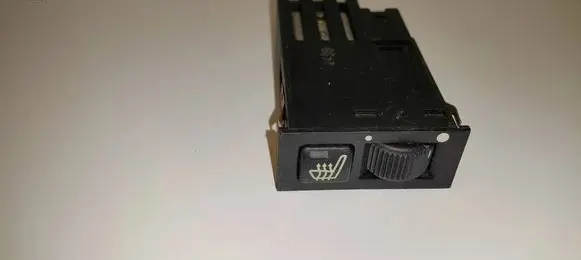 BMW 5 E39 Seat heating switch 8352259 61318352259 459500