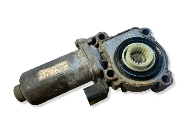 BMW X5 E53 Gearbox-reducer motor 7528559 27107528559 0130008507