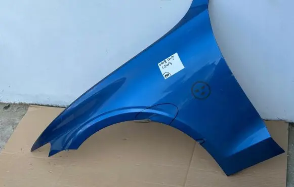 Volvo V60 Fender