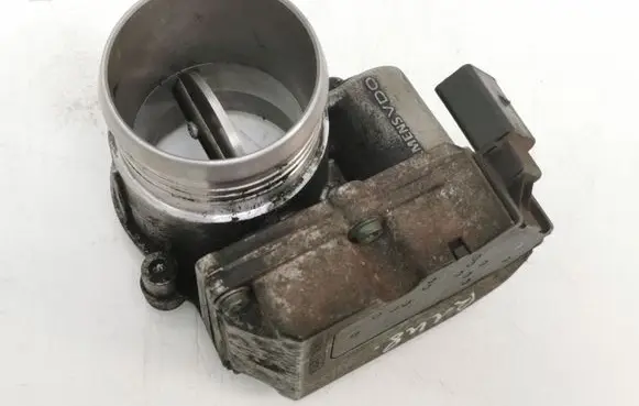 Ford Focus Throttle valve 7V2Q9E926AB A2C53238880