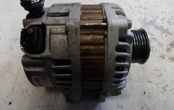 Mazda CX-3 Generator/alternator P51XB A5TJ0591ZT