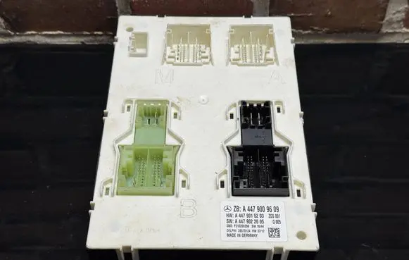 Mercedes-Benz V Class W447 Fuse box set A4479009609 A4479022005 A4479015203