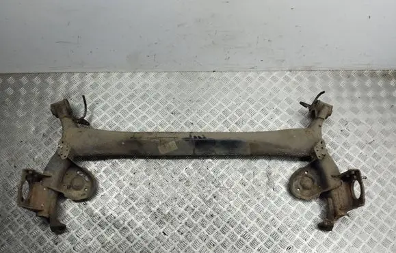 Nissan Qashqai Rear axle beam 