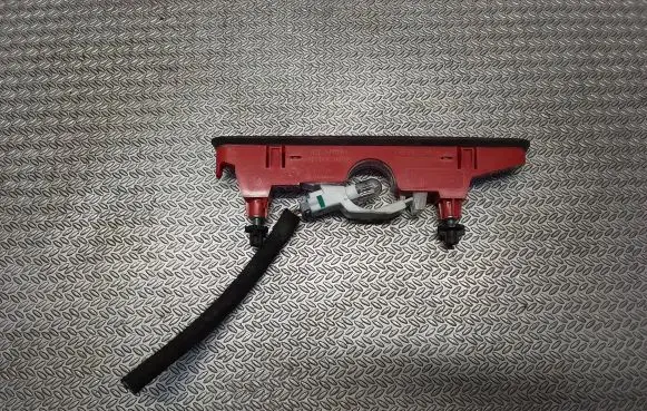 Peugeot Partner Third/center stoplight 9682830180