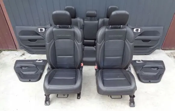 Jeep Renegade Seat set 