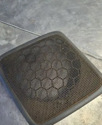 Side speaker trim/cover