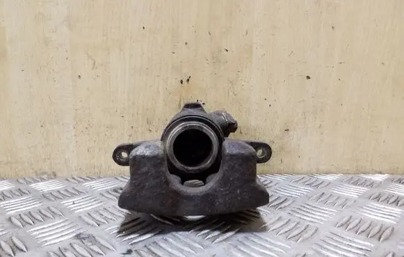 Land Rover Discovery 3 - LR3 Rear brake caliper
