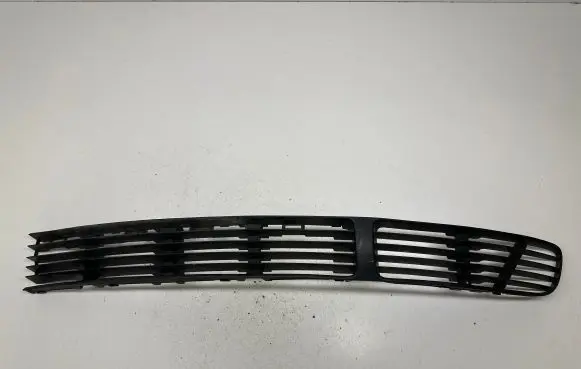 Front bumper lower grill