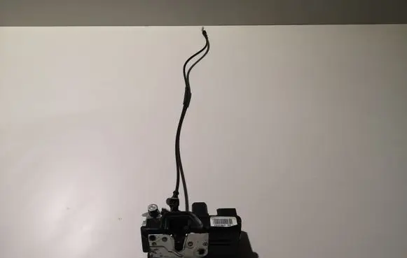 Tesla Model S Front door lock 600891200C