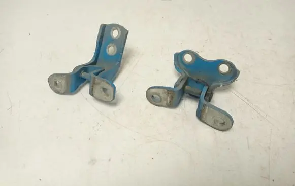 Toyota Aygo AB40 Front door hinge set 