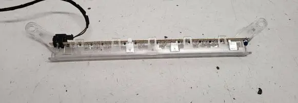 BMW 1 E81 E87 Third/center stoplight 6931397