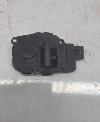 Audi S5 Air flap motor/actuator EFB430 07112011 K9749006