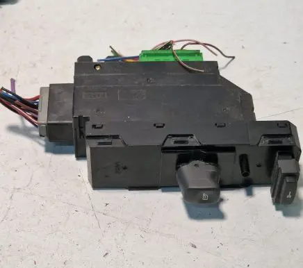 Volvo S60 Electric window control switch 8673187 MP271200074