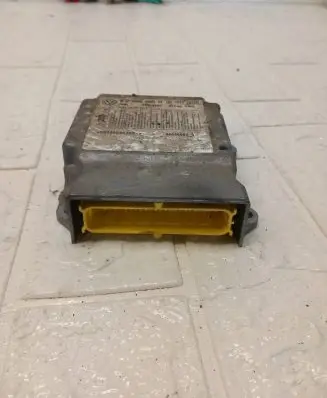 Volkswagen Golf V Airbag control unit/module 1K0909605H