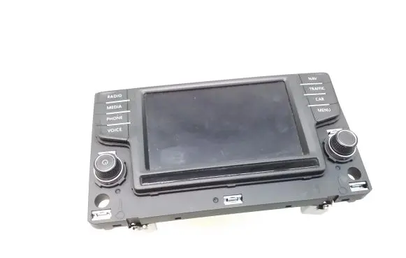 Volkswagen PASSAT B8 Radio/CD/DVD/GPS head unit 3G0919605D