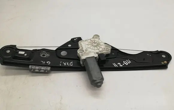 Mercedes-Benz E W211 Rear door window regulator with motor A2117300146