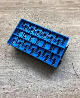 Renault Megane I Fuse module 1096033J