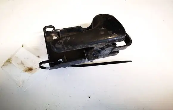 Rear door interior handle
