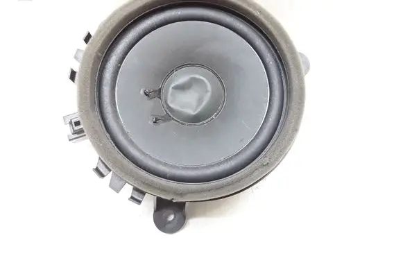 Volvo V70 Front door speaker 30657445