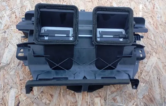 BMW 1 E81 E87 Other interior part 983360Z 983362K