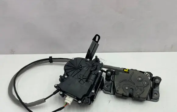BMW 4 F36 Gran coupe Tailgate boot lock/latch motor 7269544 7269516