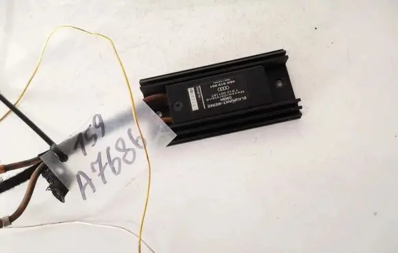 Audi A6 S6 C5 4B Antenna control unit 4b5919891 7612001187