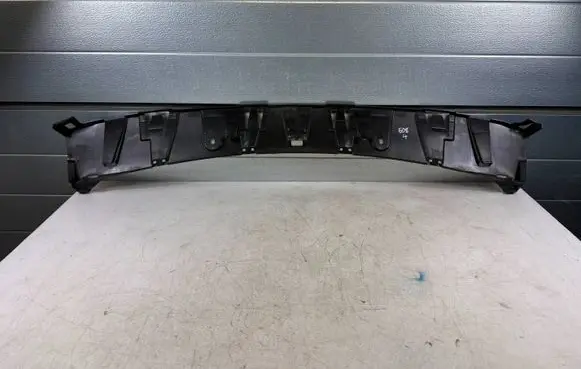 Peugeot 508 RXH Rear bumper mounting bracket 9687951880