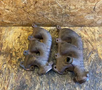 Mercedes-Benz E W124 Exhaust manifold 6061420802 6061421002