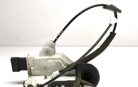 Citroen C3 Front door lock PSA732306