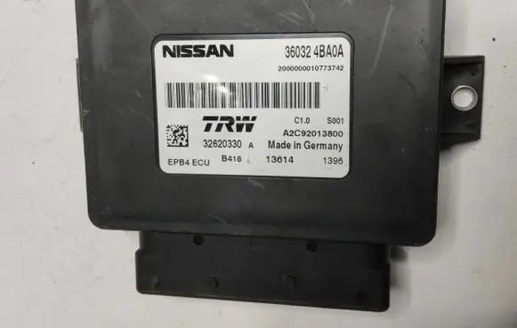Nissan Qashqai Hand brake control module 360324BA0A 32620330 A2C92013800
