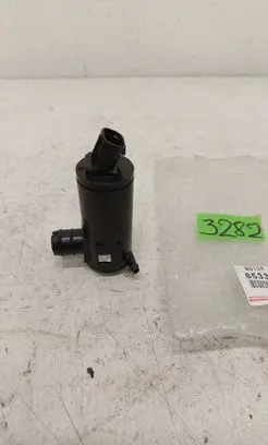 Toyota bZ4X Windscreen/windshield washer pump 8533033070 0602106930 42451419