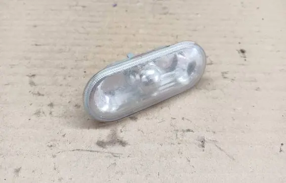 Volkswagen Sharan Front fender indicator light 1J0949117