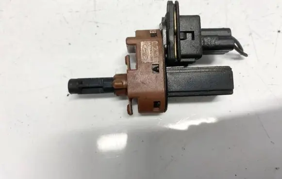 Ford Transit Brake pedal sensor switch 2s6t7c534aa 2s6t-7c534-aa