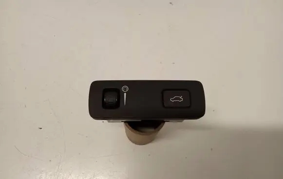 Volvo XC60 Tailgate opening switch 31443873 19W193 T19190444901