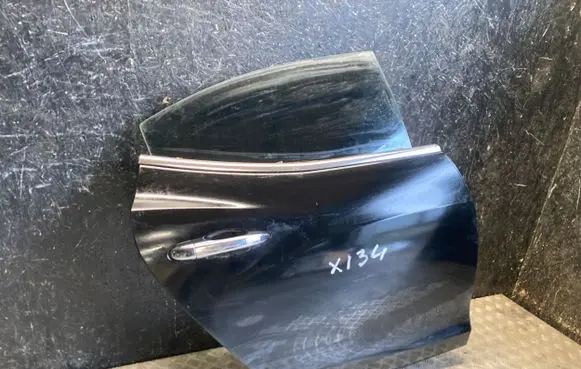 Maserati Ghibli Rear door