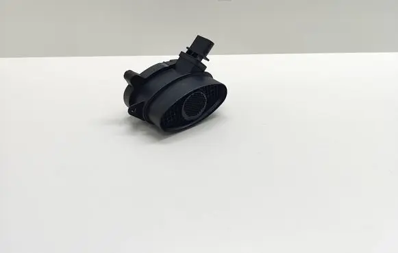 BMW 5 E60 E61 Mass air flow meter 7788744 77887440 13627788744