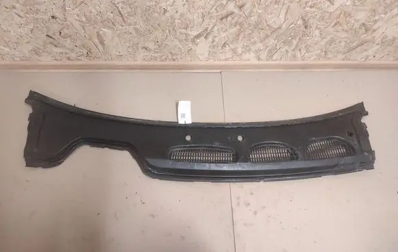 Ford C-MAX I Wiper trim 7M51R02216BB