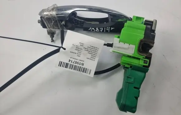 Alfa Romeo Mito Front door lock