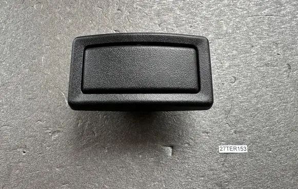 Nissan Terrano Ashtray (rear) 965201F200