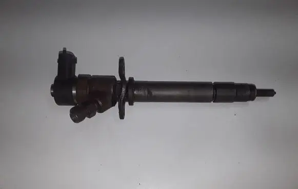 Volvo XC90 Fuel injector 0445110078