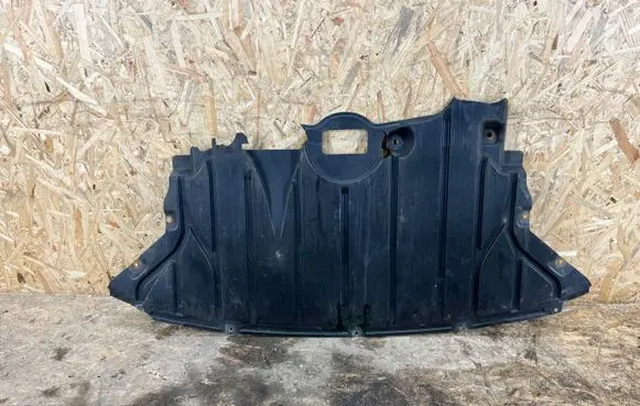 BMW X1 E84 Engine splash shield/under tray 51164310
