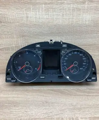 Volkswagen PASSAT B7 Speedometer (instrument cluster) 3AA920970J A2C53219792