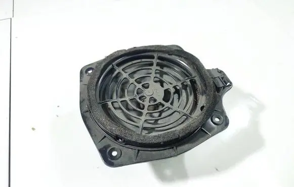 Audi TT TTS Mk2 Front door speaker 8H0035411B
