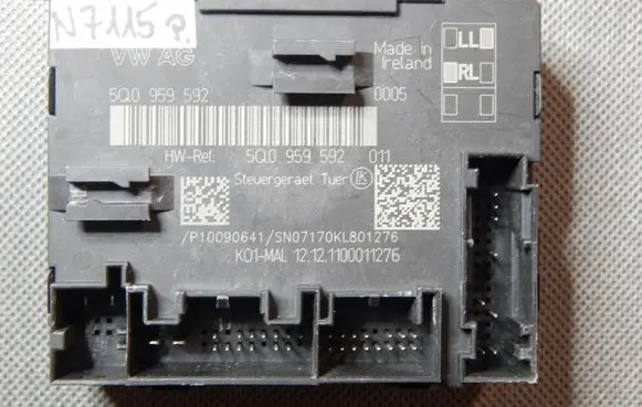 Audi A3 S3 8V Door control unit/module 5Q0959592