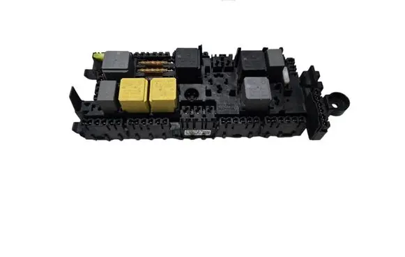 Mercedes-Benz Sprinter W907 W910 Fuse box set A9075450100 P00170402 ZGS001